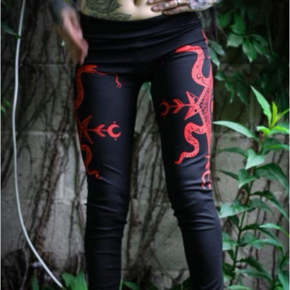 Toxic Vision Snakes II Cigarette pants